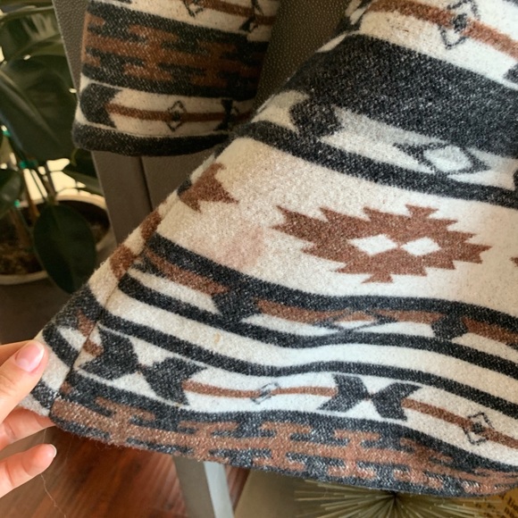 BB Dakota tie waist jacket, Small - Picture 5 of 7